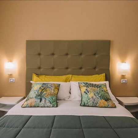 Tiziana'S House Bed & Breakfast Salerno Exterior photo