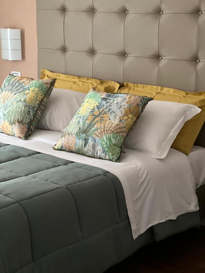 Tiziana'S House Bed & Breakfast Salerno Exterior photo